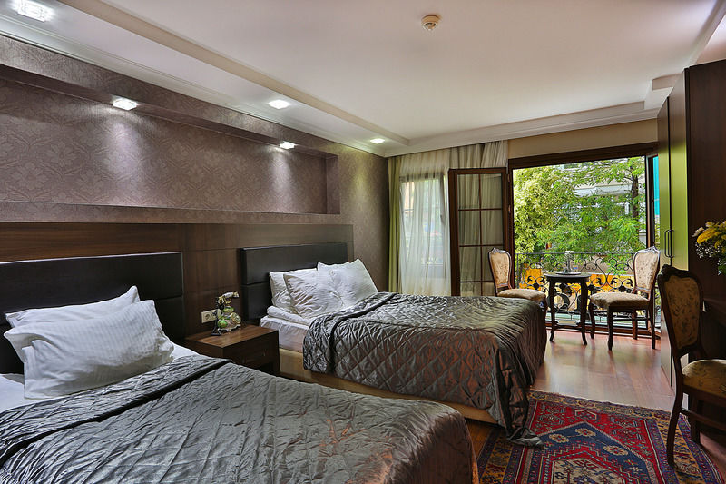 The Istanbul Hotel Exterior photo