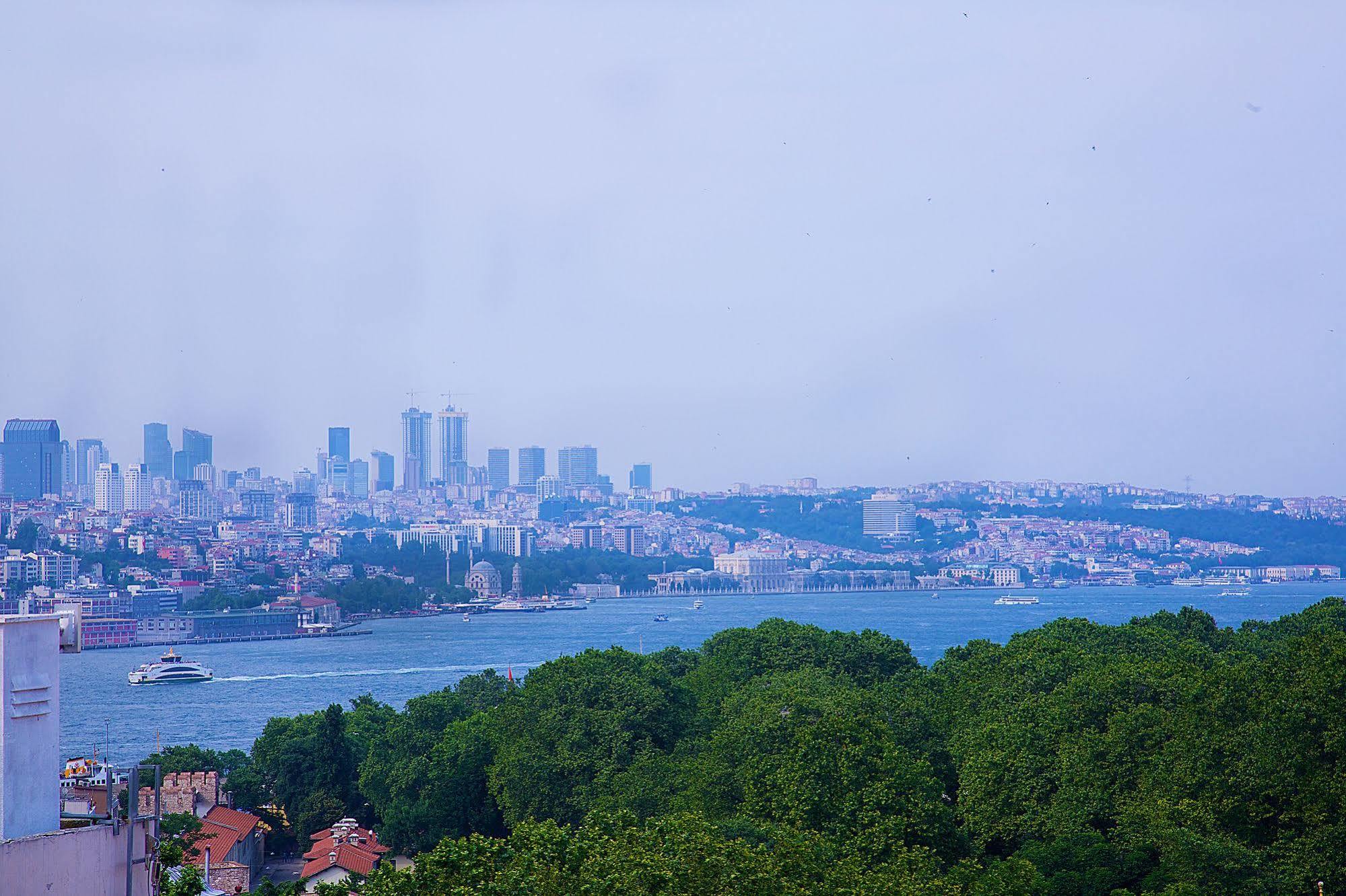 The Istanbul Hotel Exterior photo
